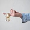 Armbånd av hvite perler - Bilde 2