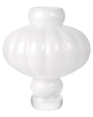 Ballon vase 03 Opal white