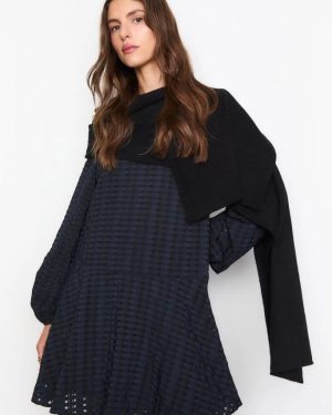 Babette Scarf Black