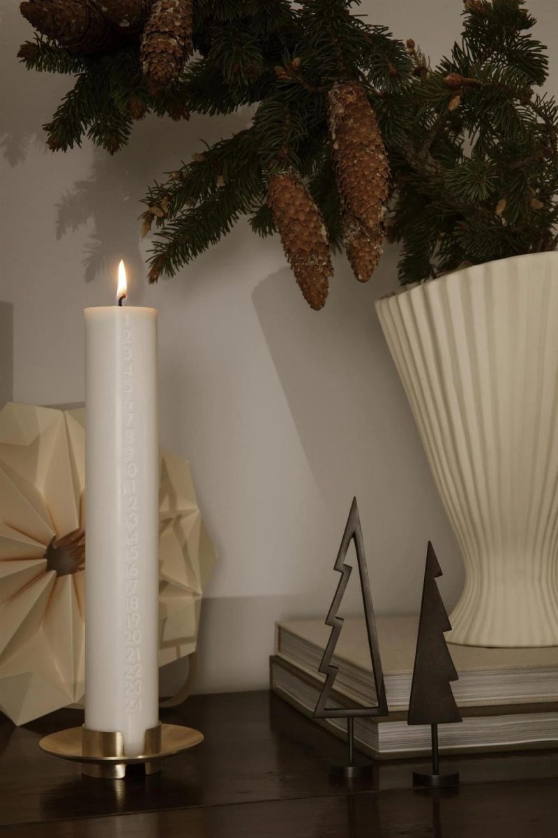 Pure Advent Candle Snow White