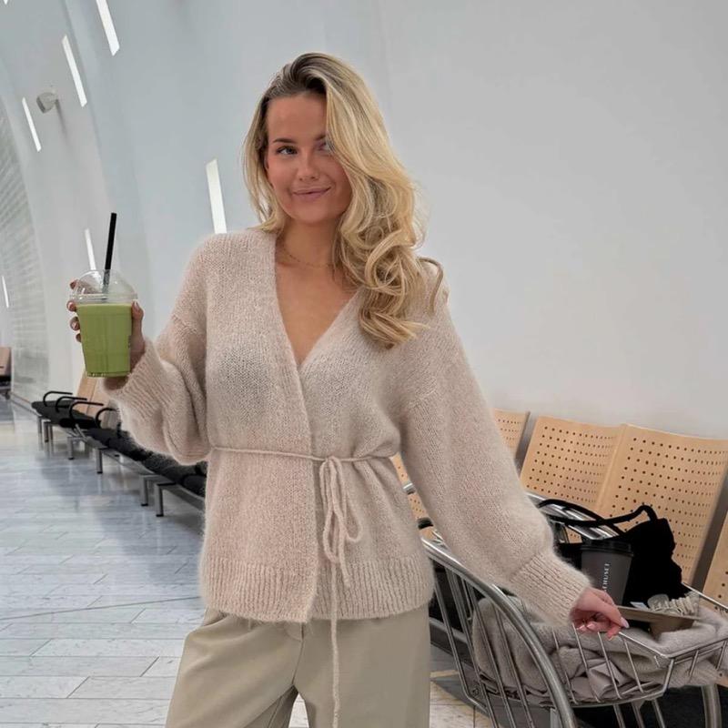 IdaIc Wrap Cardigan Beige