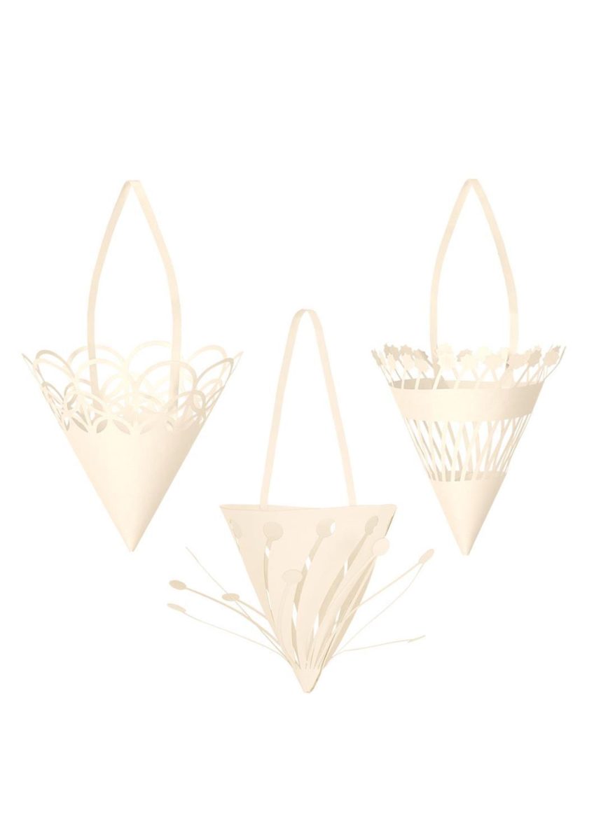 Christmas paper cones set of 3