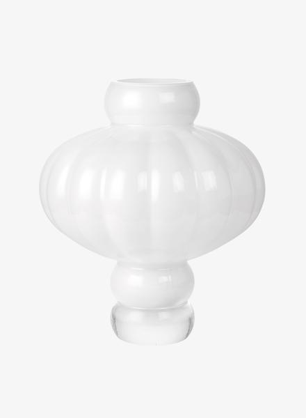 Baloon Vase 08 Opal white