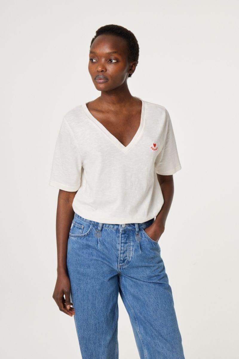Phil V-Neck T-Shirt Cosy White/Red