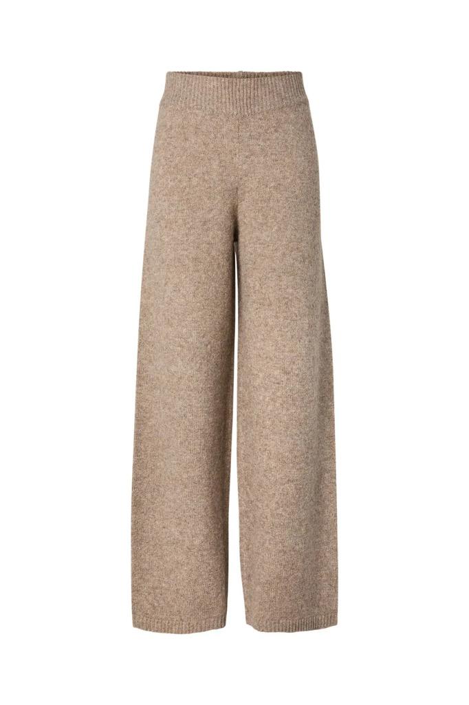 YasAlto Knit Pant