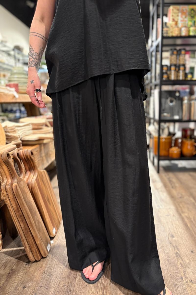 ELEH Blukse Black