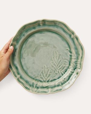 Dinner plate - Antique