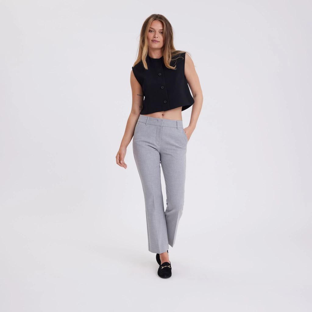 Clara Regular FV - Mid Grey