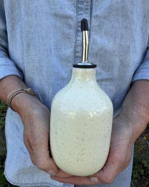 Veluto oljeflaske med helletut H 18 cm krem