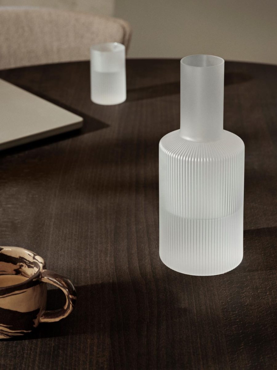 Ripple Carafe Frosted