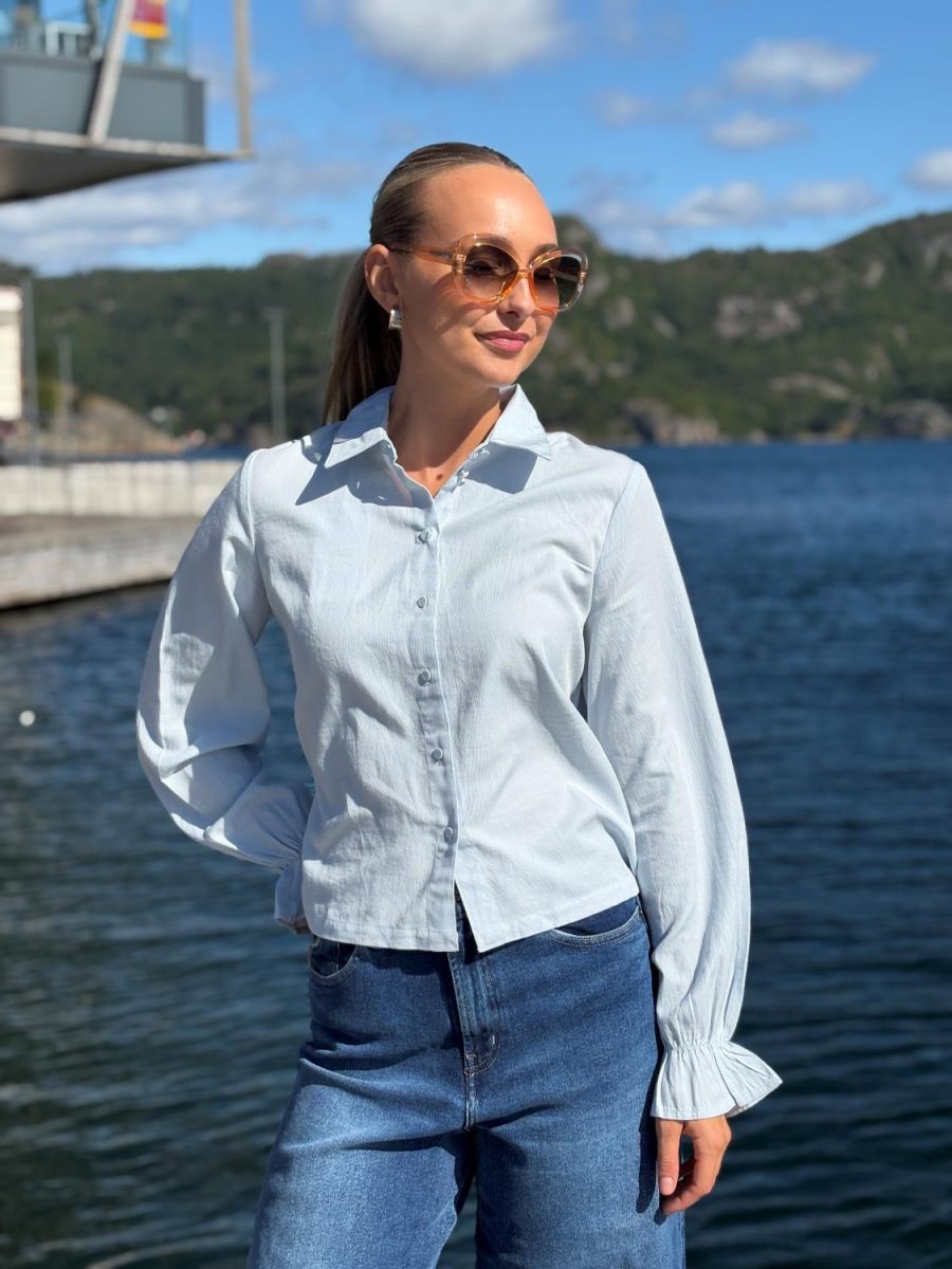 Yasbowie LS Shirt Skyway