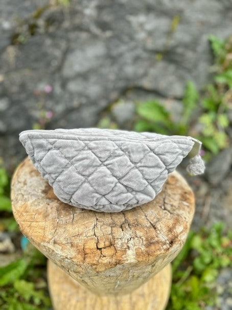 Sminkepung velur 15xH10 cm grey