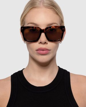 Alba Tort/Brown